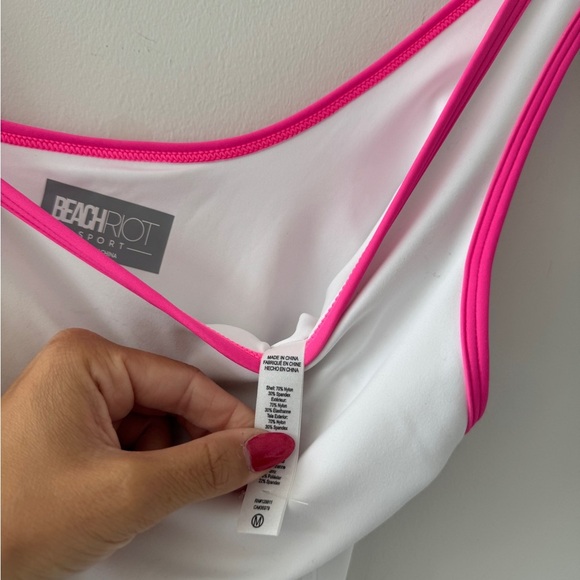 BEACH RIOT Quincy Dress in Strawberry Cream M - Picture 6 of 7